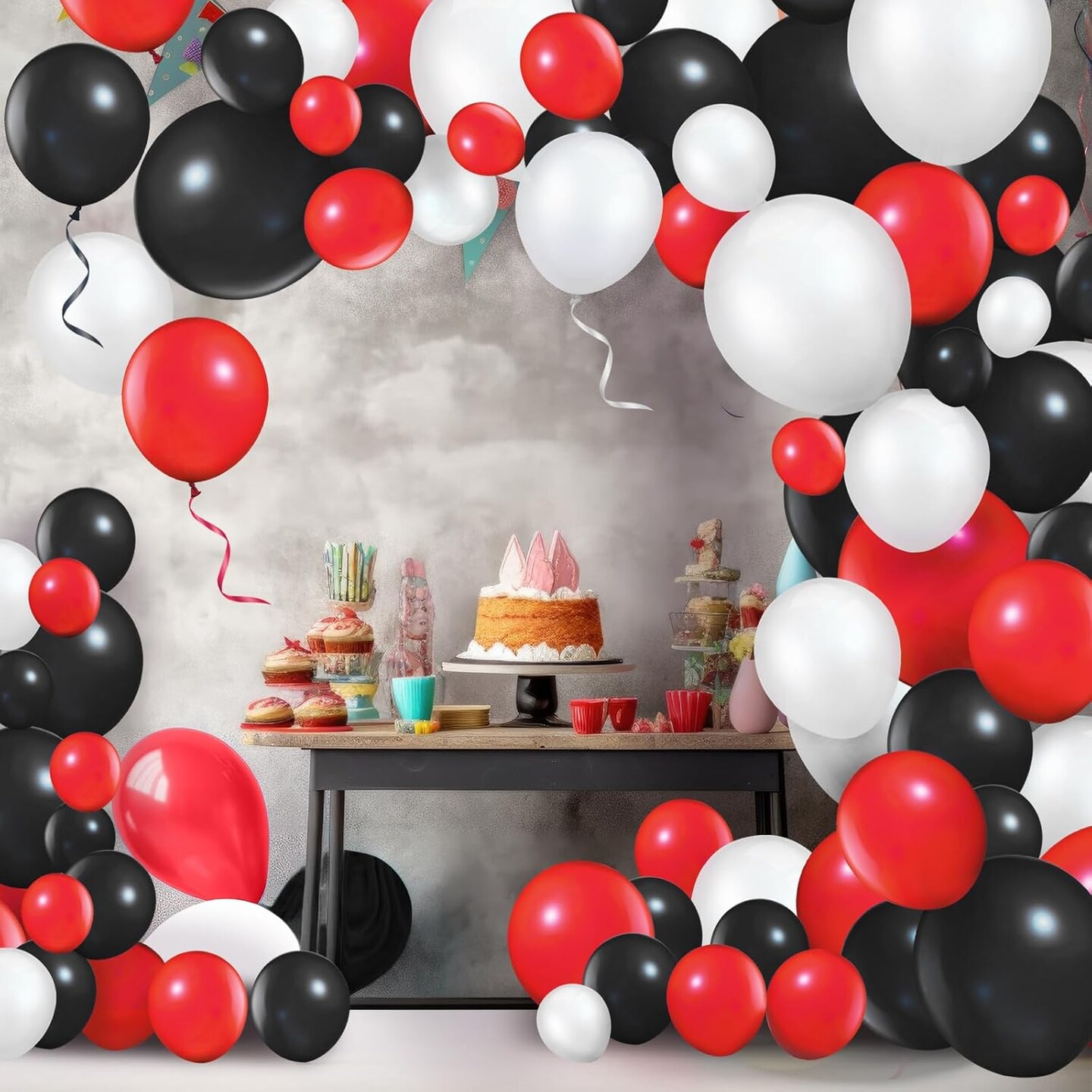 100 Pcs Red Black White Latex Balloons