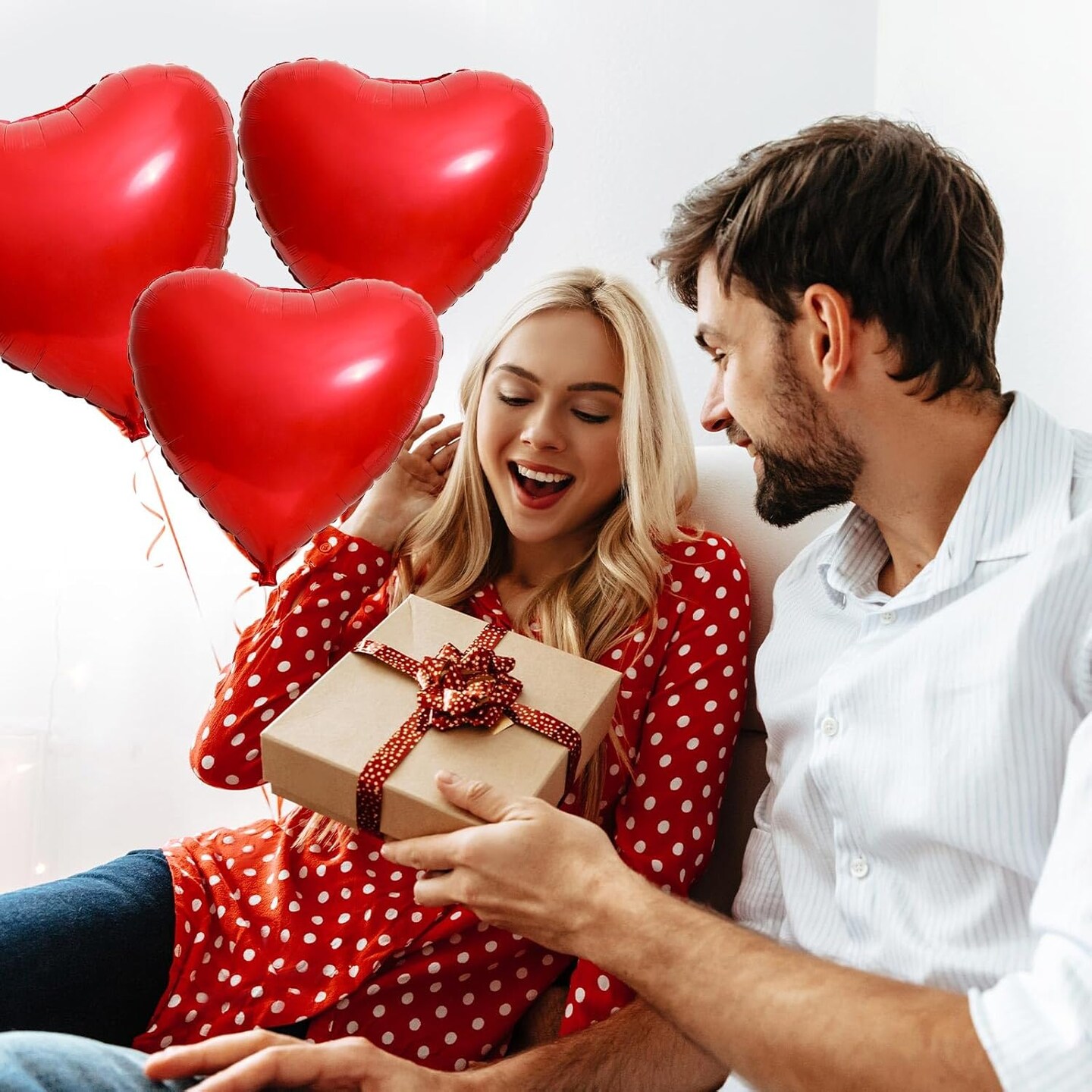 32 Inch Red Heart Balloons, 6 Pcs Heart Foil Balloons Heart Shaped Mylar Balloons for Valentines Day, Wedding, Bridal Shower and Birthday Party Decorations