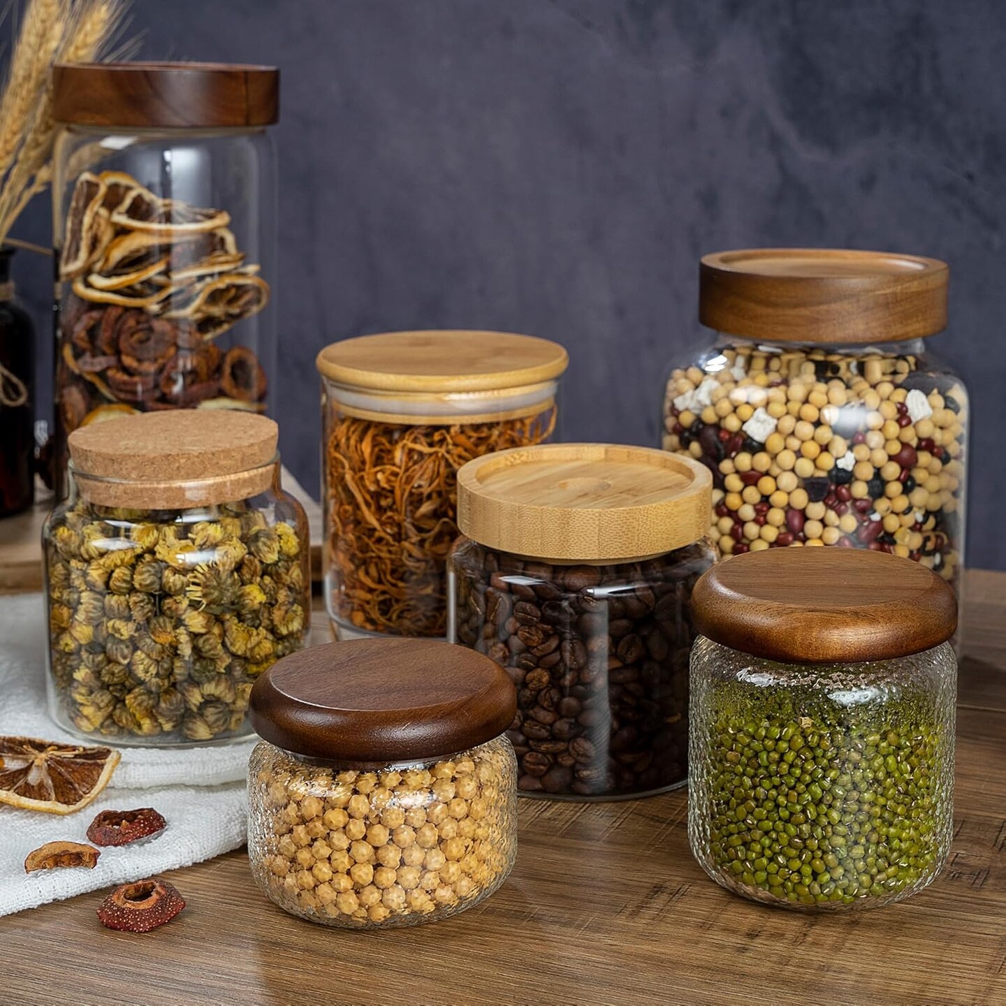 1PC Small Glass Storage Jars with Airtight Lids, 18 fl oz (550ml) Cute Clear Glass Storage container with bamboo Lid, Glass Pantry Canister for Beans, Rice, Sugar, Cookie Coffee and etc