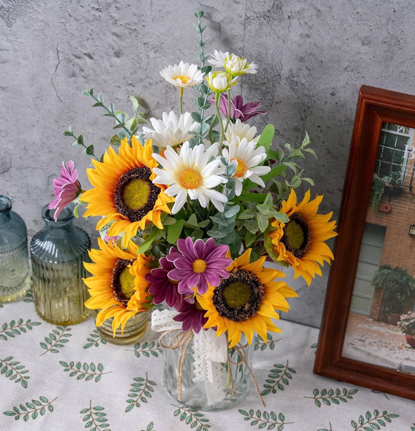 Artificial Faux Flowers in Vase for Home, Fake Flowers Arrangment with Pot, Sunflower Silk Daisy Bouquet for Fall Spring Decor Coffee Table Dinning Room Kitchen Centerpiece Table Decorations