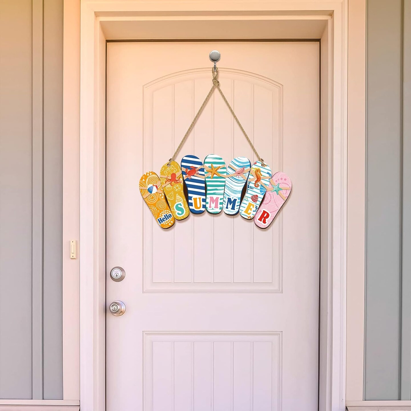 Hello Summer Door Sign Summer Wreaths for Front Door Hanger Rustic Wooden Daisy Wall Decor Flower Flip Flops Welcome Hanging Sign for Home Office Indoor Outdoor Decoration