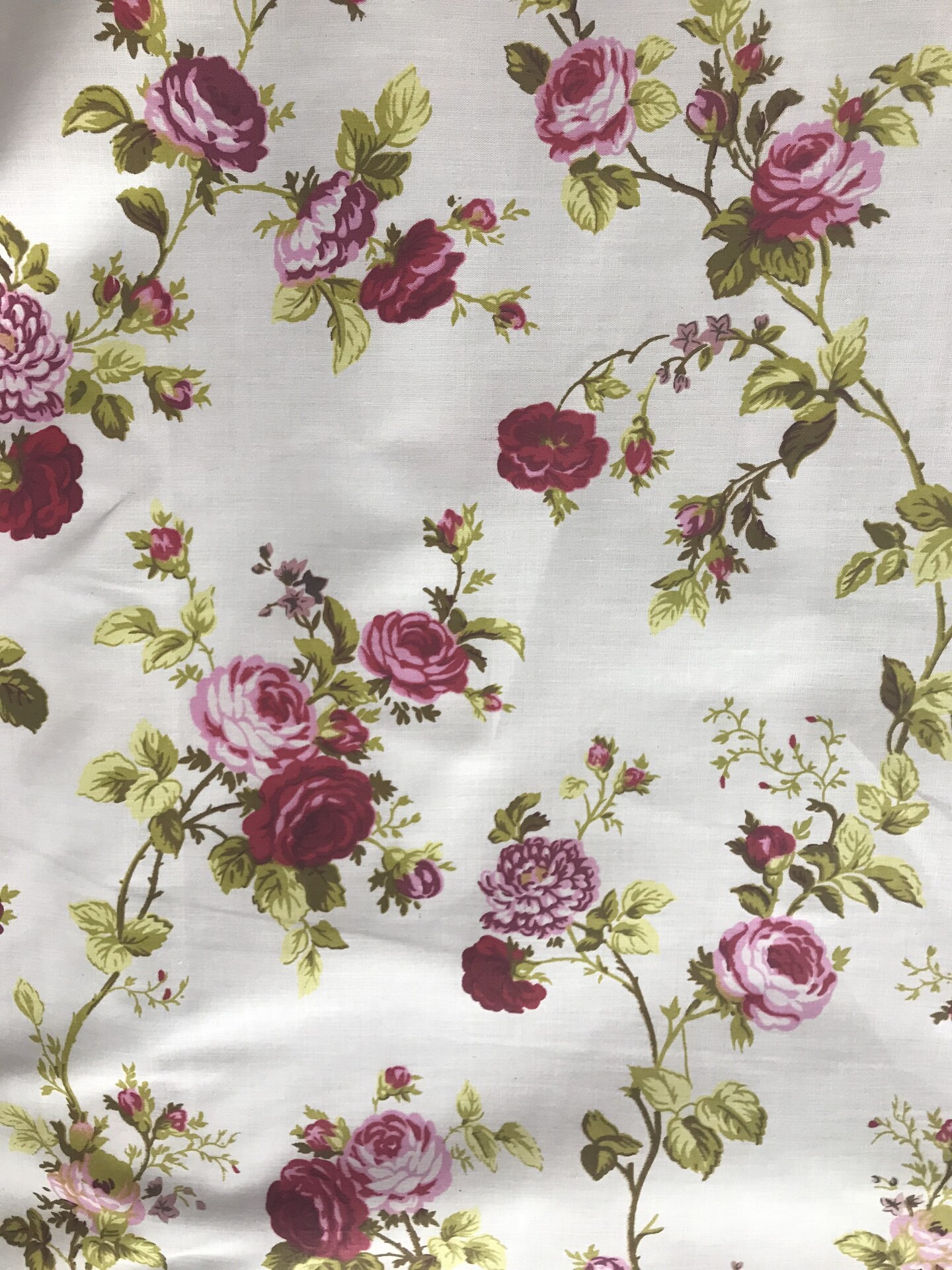 1 Yard Cranberry and White Rose Print Poly Cotton Fabric for Crafts Sewing and Home Decor 59/60 Inch Width