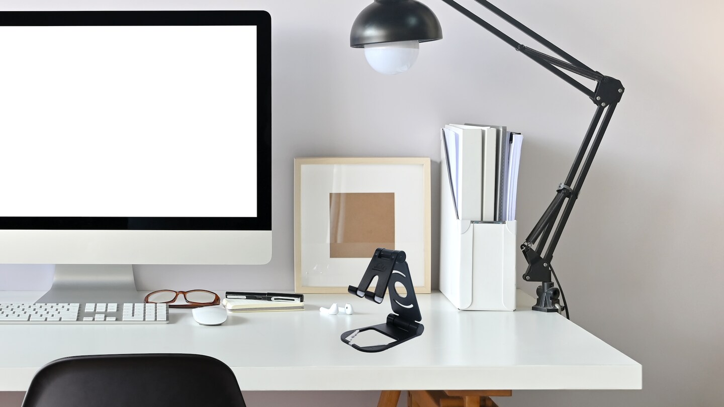 Power Shelf&#x2122; - Outlet Phone Holder