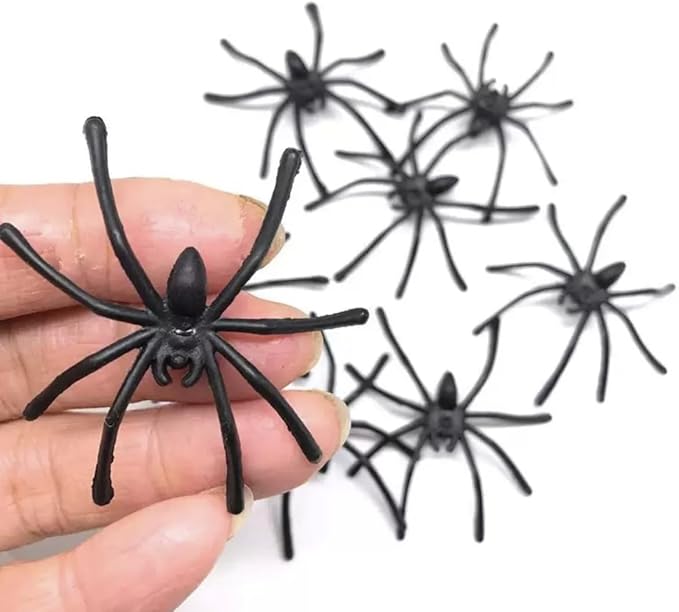 40 Pieces Plastic Realistic Insects/Bugs - Fake Mice, Cockroaches, Spiders, Scorpions, Flies and Centioedes for Halloween Party Favors and Decoration