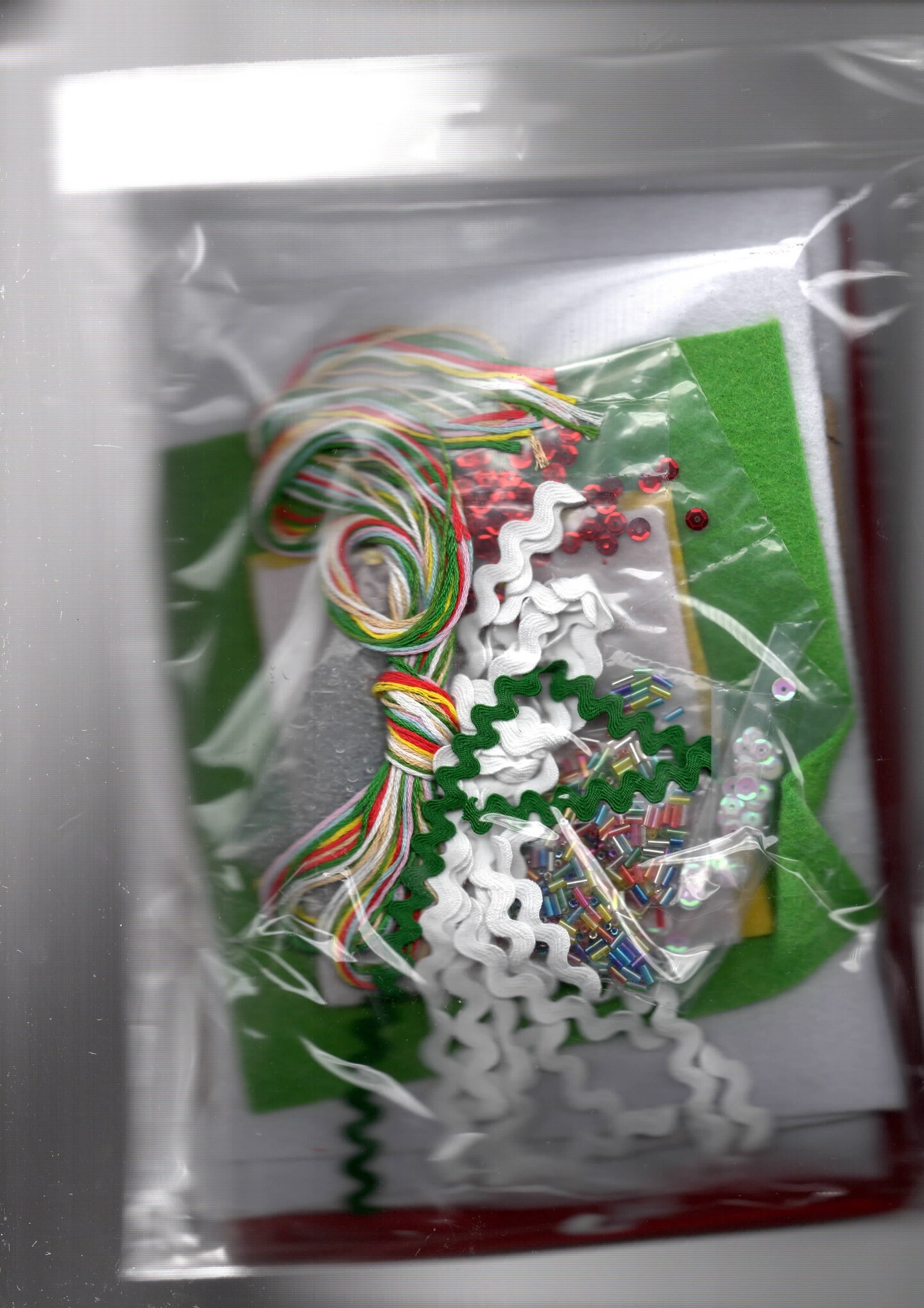 DIY Design Works Gingerbread Friends Christmas Cookies Felt Stocking Kit 5240