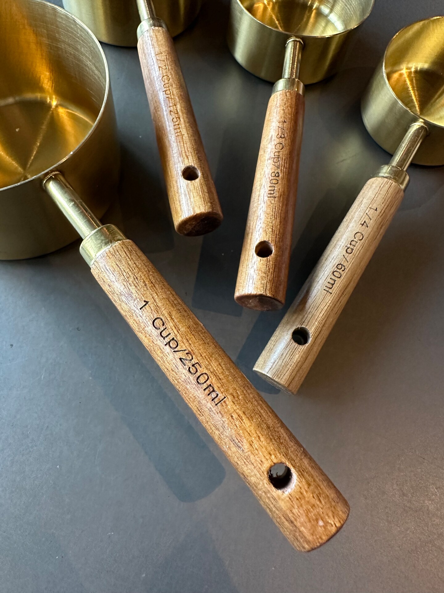 Acacia Wood &#x26; Gold Measuring Cups &#x26; Spoons Set of 8 &#x2013; Stylish and Functional
