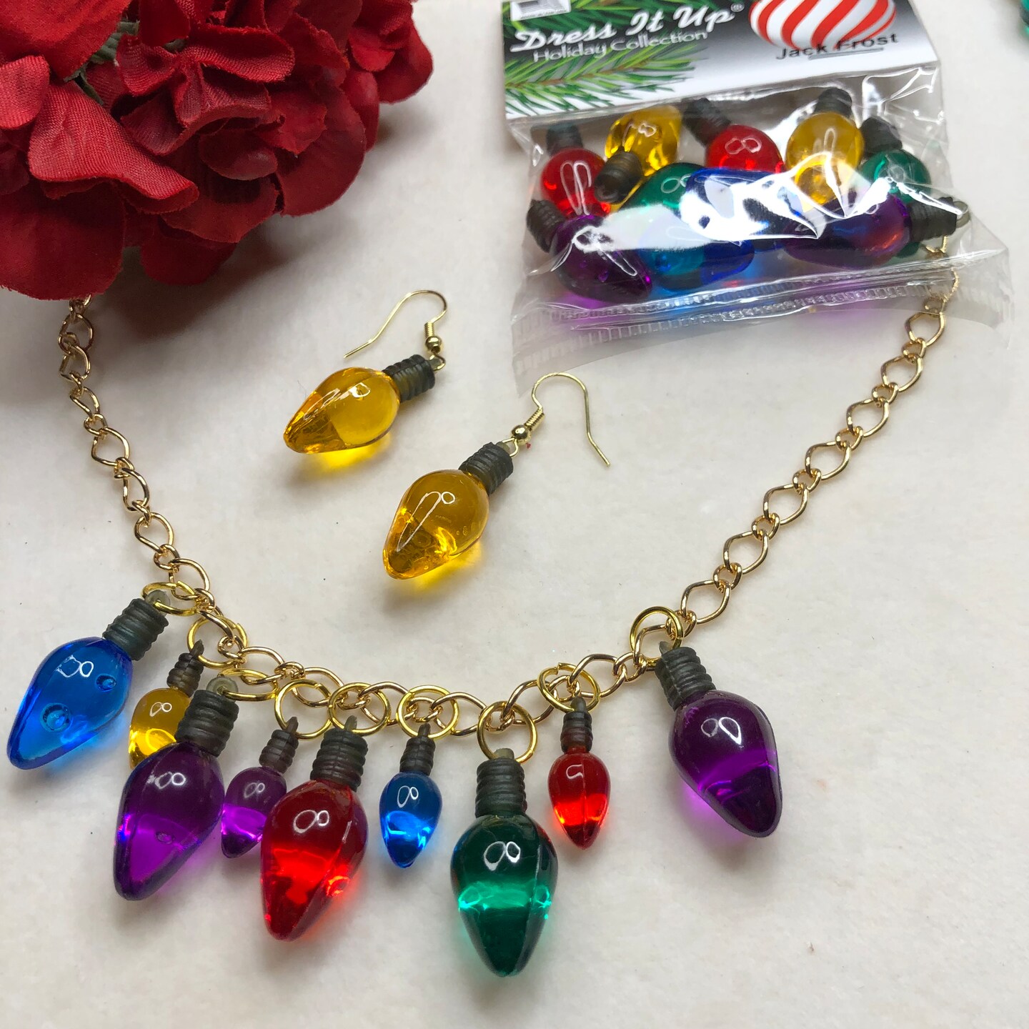 Dress It Up Buttons Old Fashioned Christmas Lights Super Value Pack, 40pcs+ Sewing Shank Embellishments