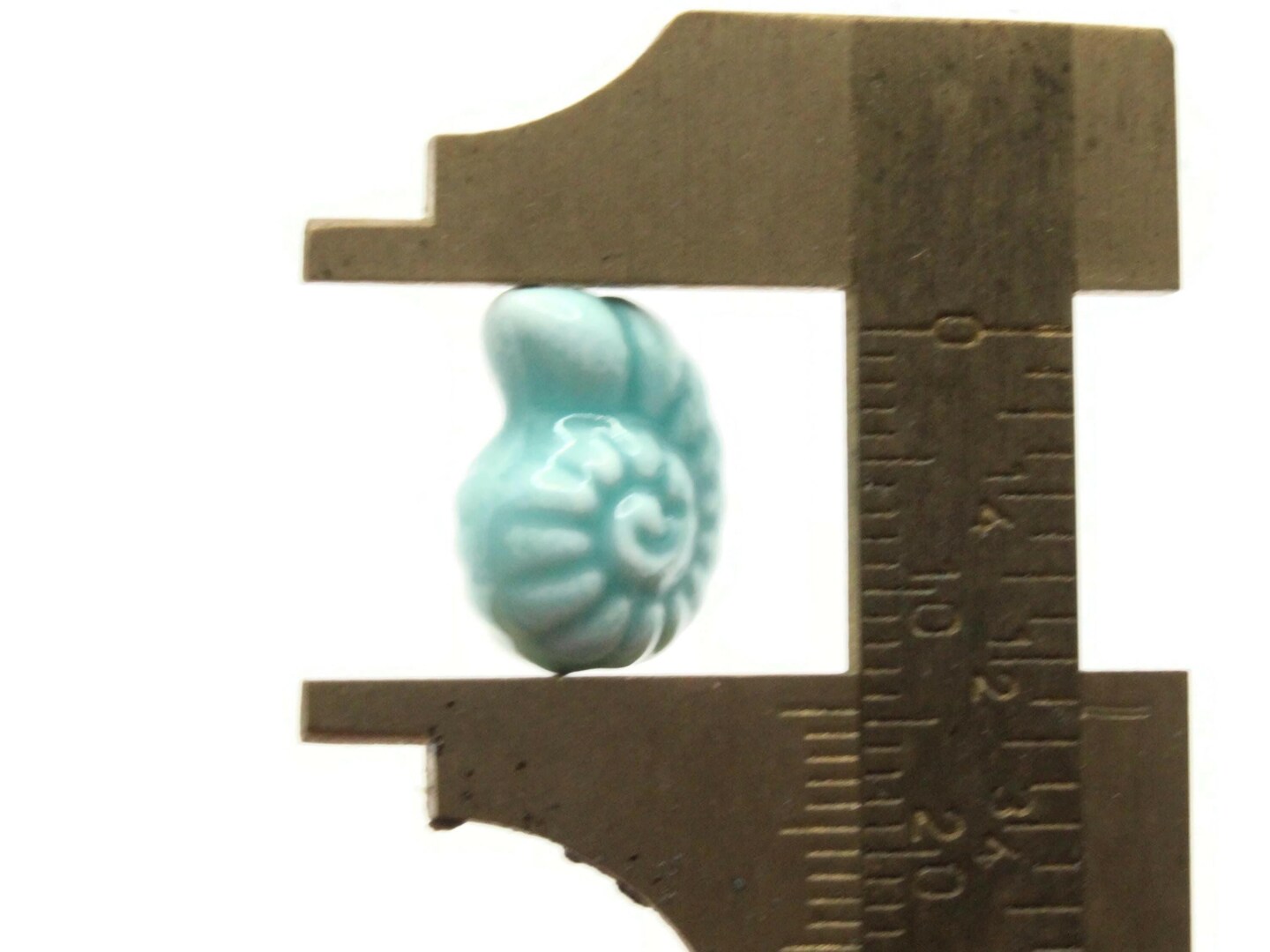 4 14mm Teal Green Porcelain Spiral Seashell Beads