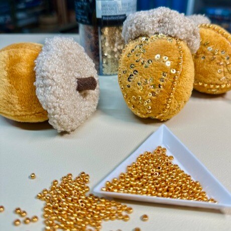 Beaded Autumn Acorn: Plush Décor With John Bead
