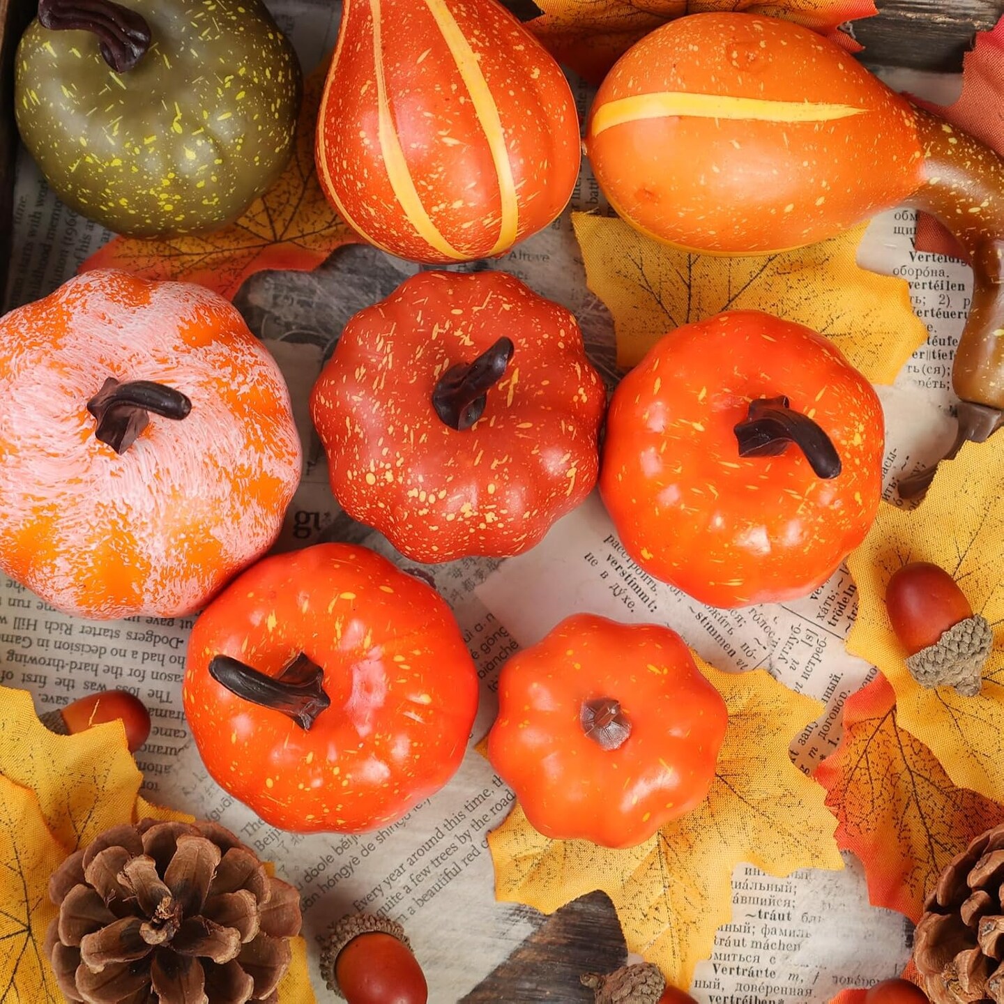 8PCS Fake Foam Pumpkins 12PCS Pinecones and Acorns