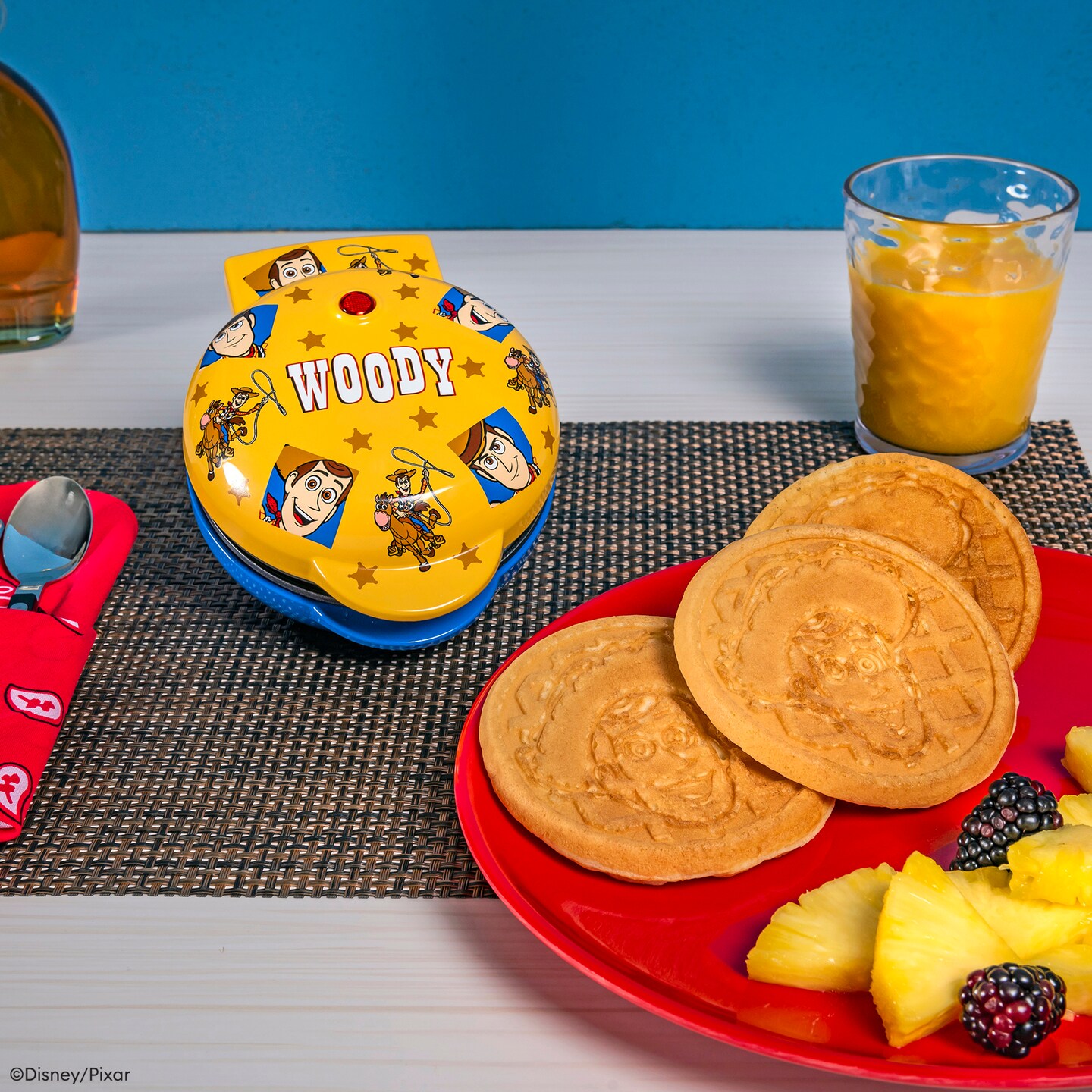 Uncanny Brands Disney Pixar Toy Story Woody Mini Waffle Maker