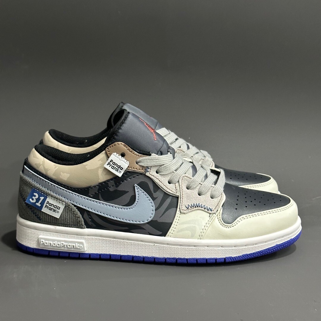 特撮 TOKYOGUNS Sneakerhead llic Panda Nike Dunk Low 