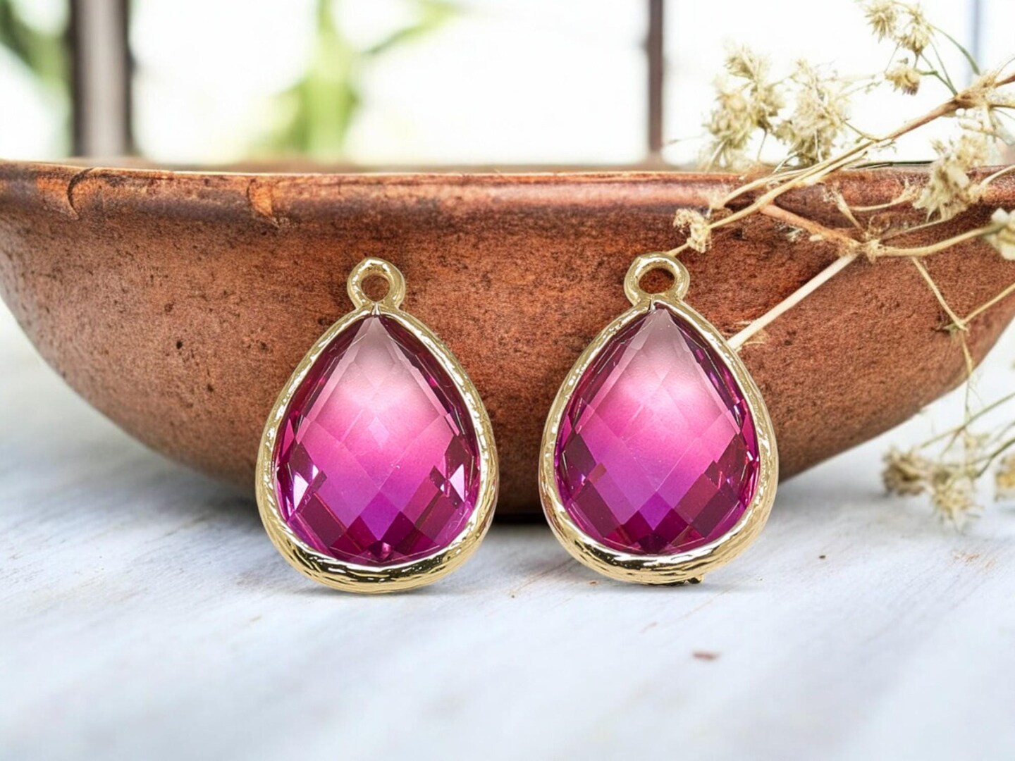 *5* 23x15mm Gold Plated Brass Faceted Teardrop Charms (2 Tone Pink)