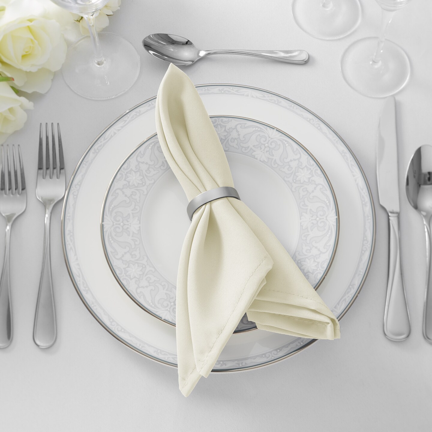 Lann's Linens Set of 144 Cloth Dinner Napkins, 20-inch Polyester Napkins, Washable and Reusable Fabric for Weddings, Hotels, Restaurants