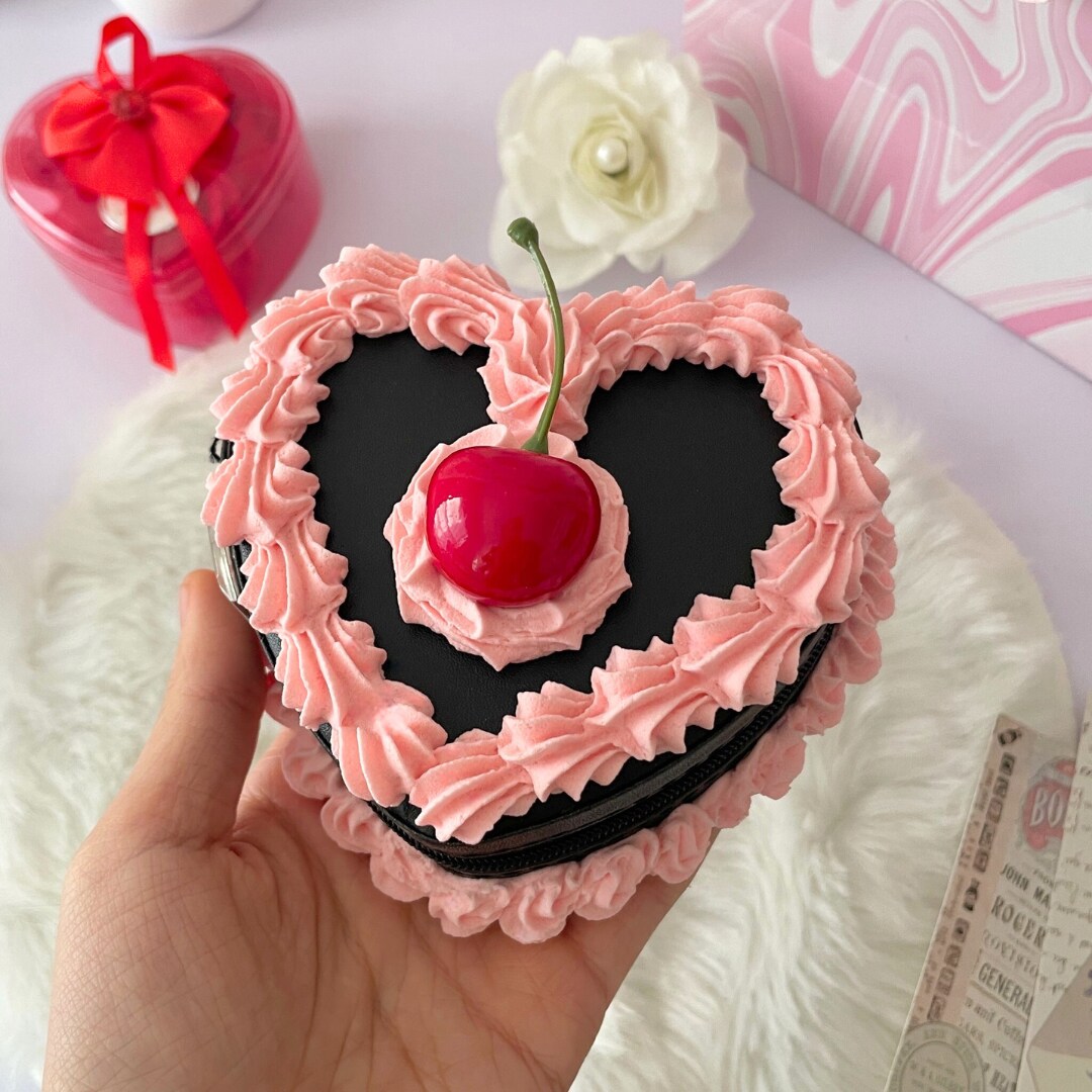 iPhoneアクセサリー cake CUPCAKES Sweet Cakes Food Baking Pastry Silicone Phone Case Cover