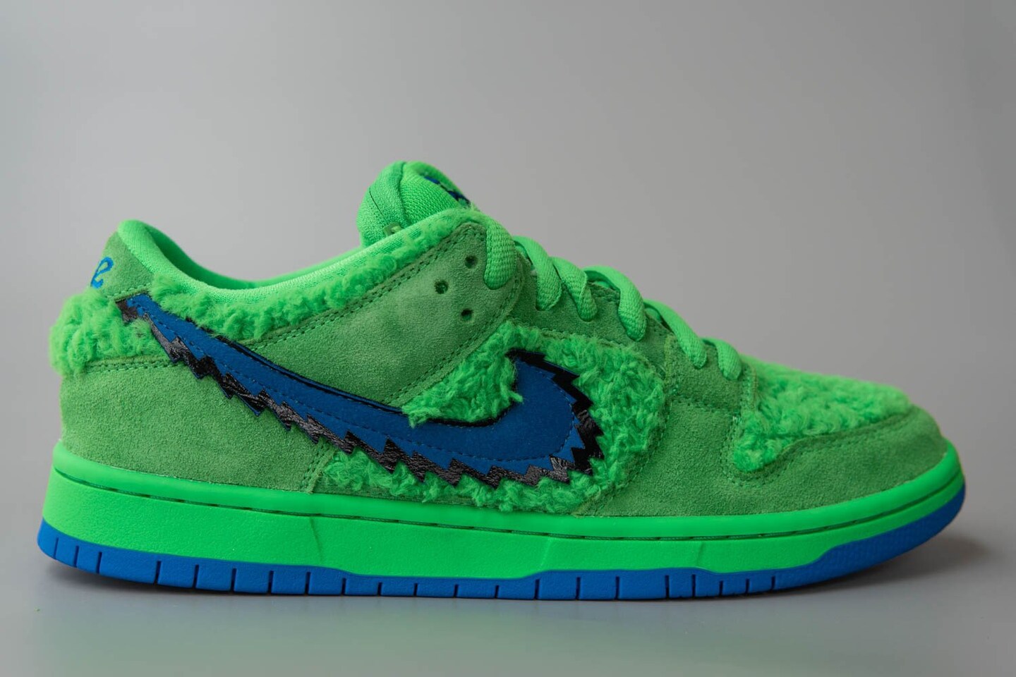 Nike SB Dunk Low Grateful Dead Bears Green | MakerPlace by Michaels
