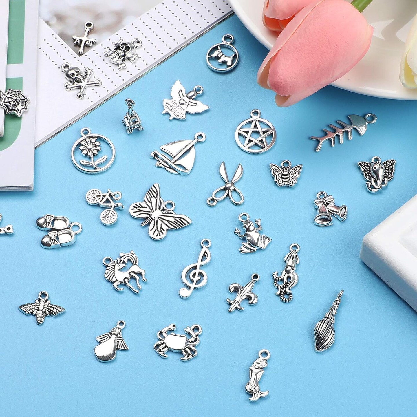 SANNIX 200Pcs Silver Charms for Jewelry Making, Assorted Tibetan Silver Bangle Charm Pendants for Bracelet Necklace Earrings Making Crafts