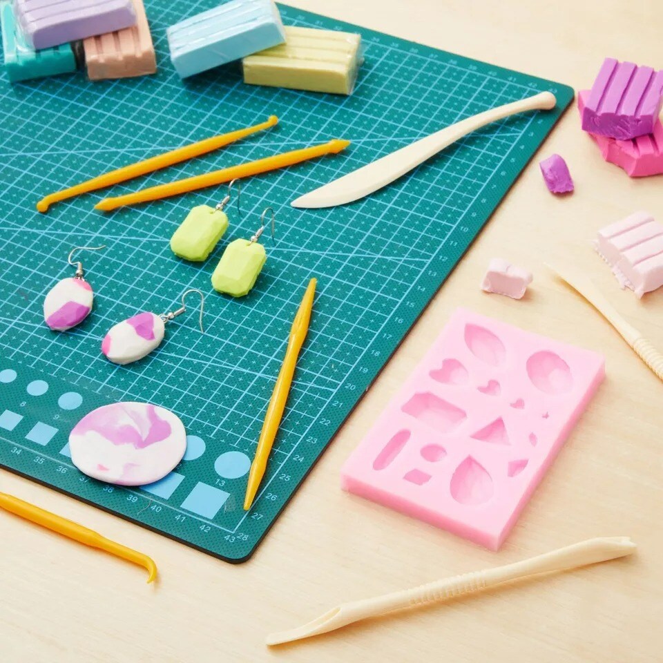 79 Piece Polymer Clay Starter Kit, Oven Bake Modeling Clay with Sculpting Tools