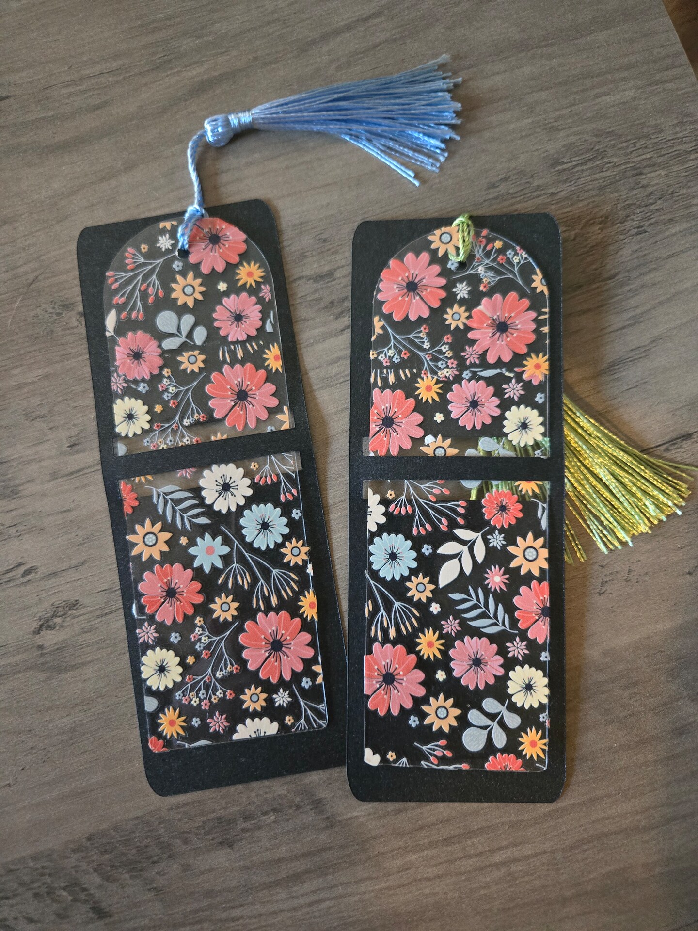 How to Make a Bookmark Sleeve Professional Style