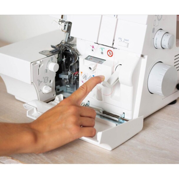 Elna eXtend 864 Air Thread Overlock Serger Machine