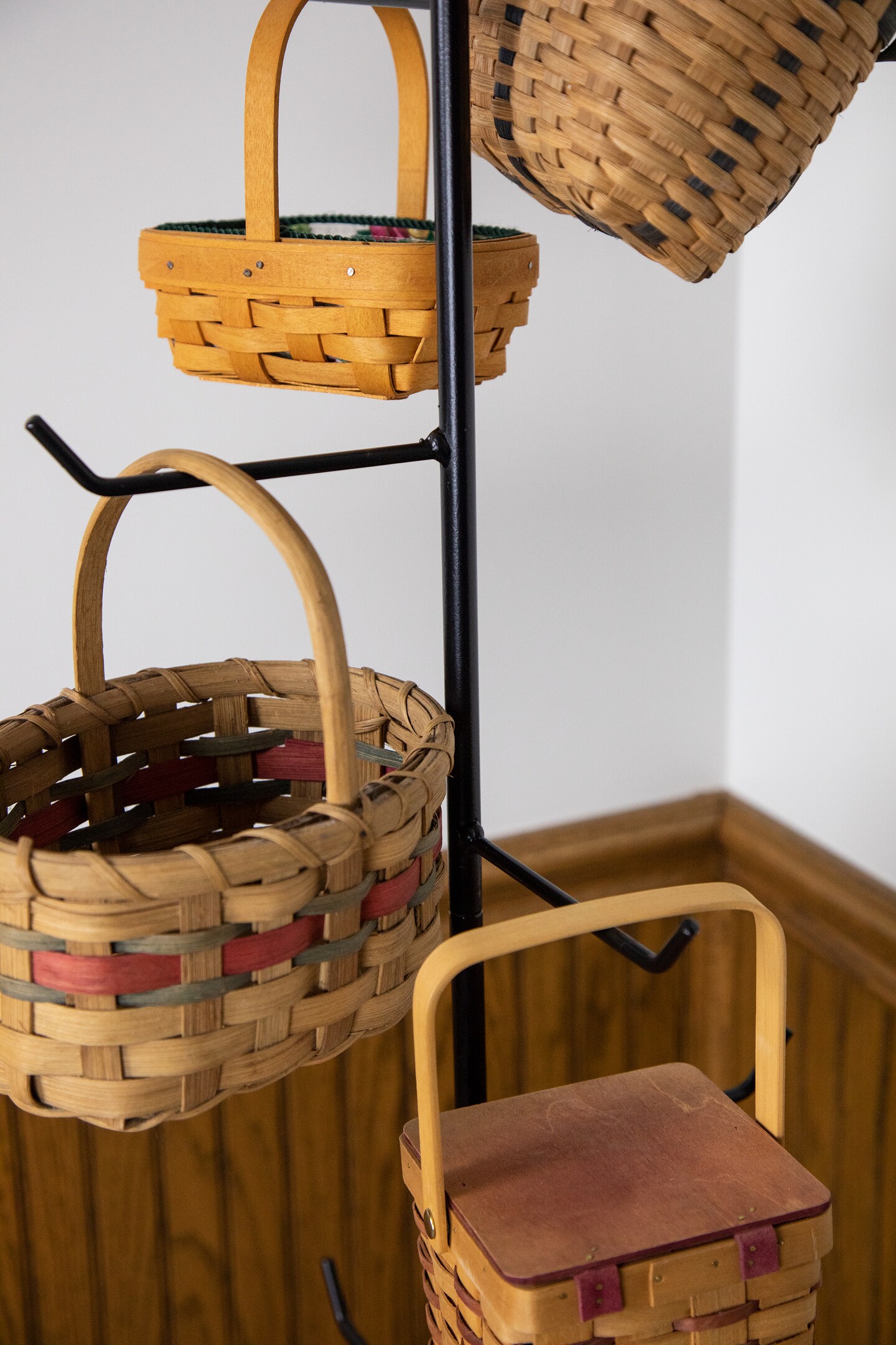Eco Display 17.5 Inch X 6 Inch X 11.25 Inch Maket Basket