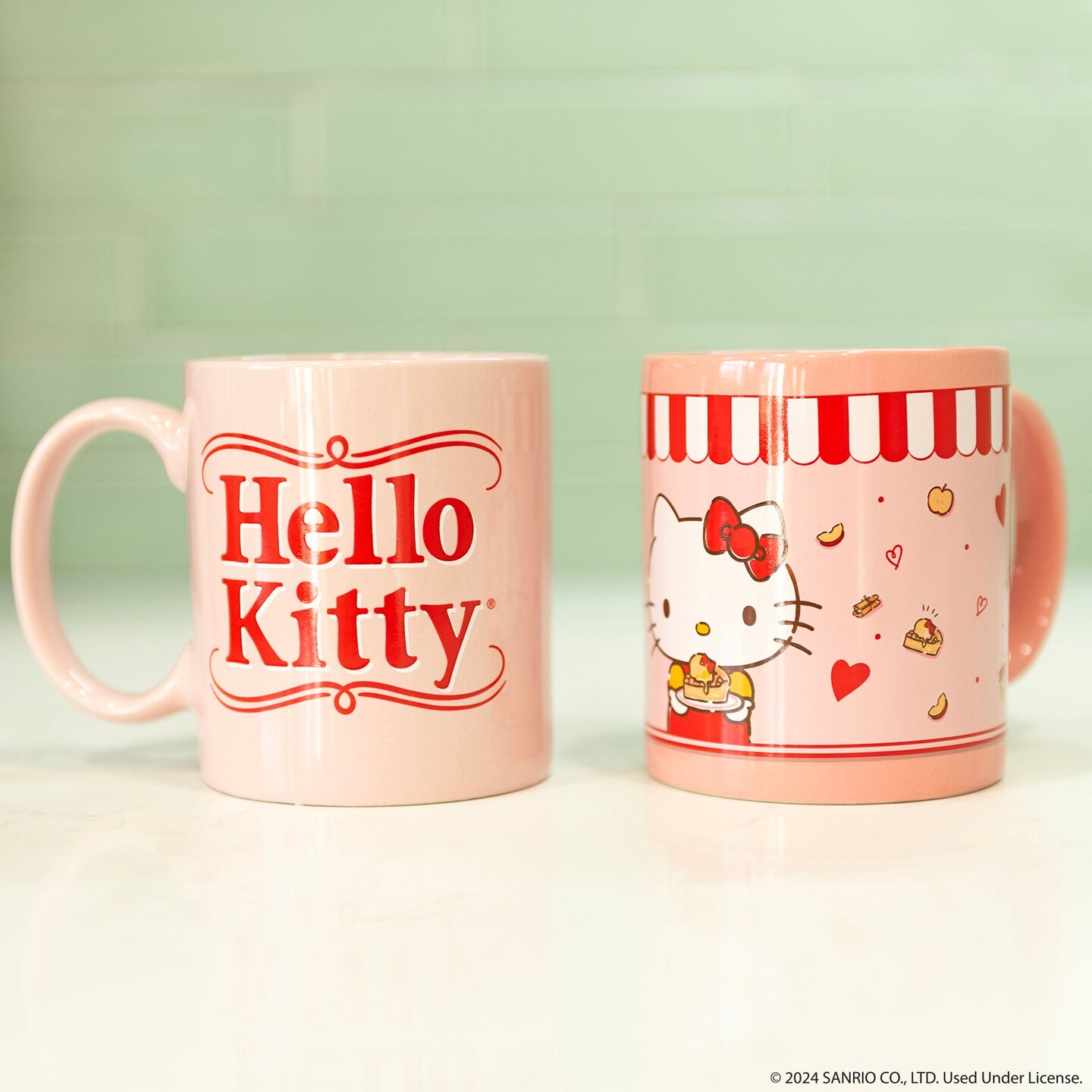 Uncanny Brands Hello Kitty Single Cup Coffee Maker Gift Set with 2 Mugs