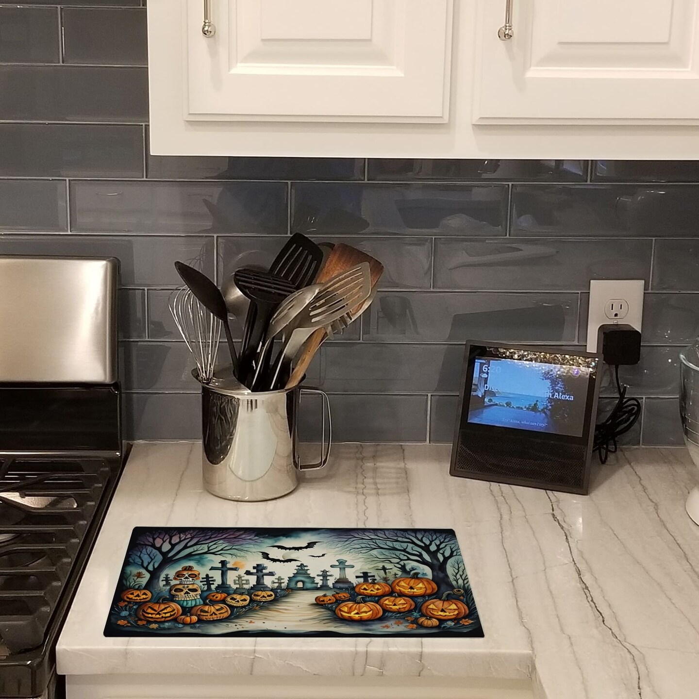 Edge Collections - 15" x 12" - Multicolor - Decorative Glass Cutting Board Halloween Design - 1 Piece