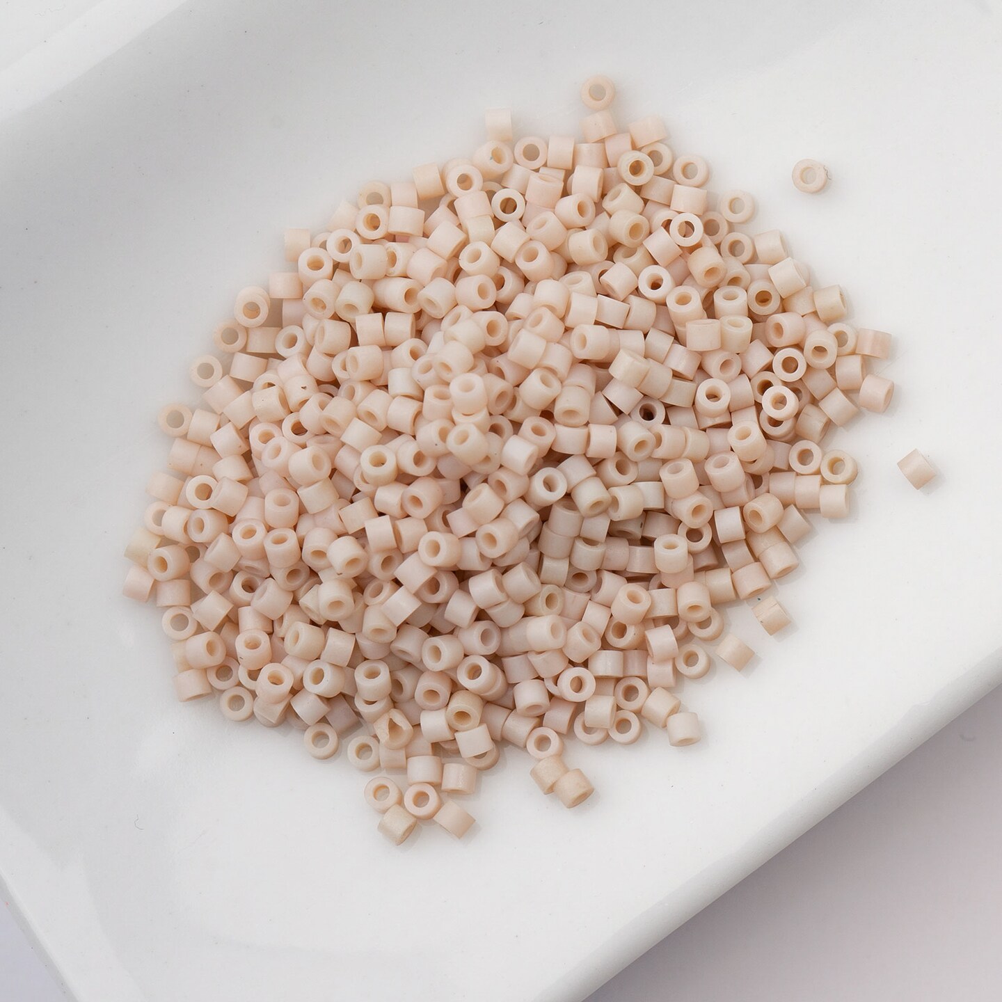 John Bead Matte Macaron Cylin Beads 11/0 Glass Cylindrical Seed Beads, 25g