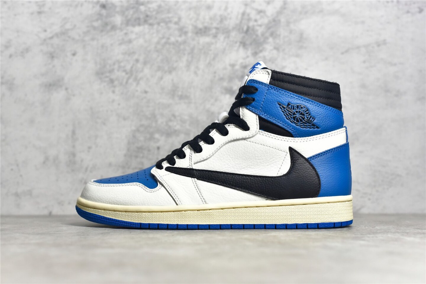 Air Jordan 1 Retro High Travis Scott Fragment Military Blue