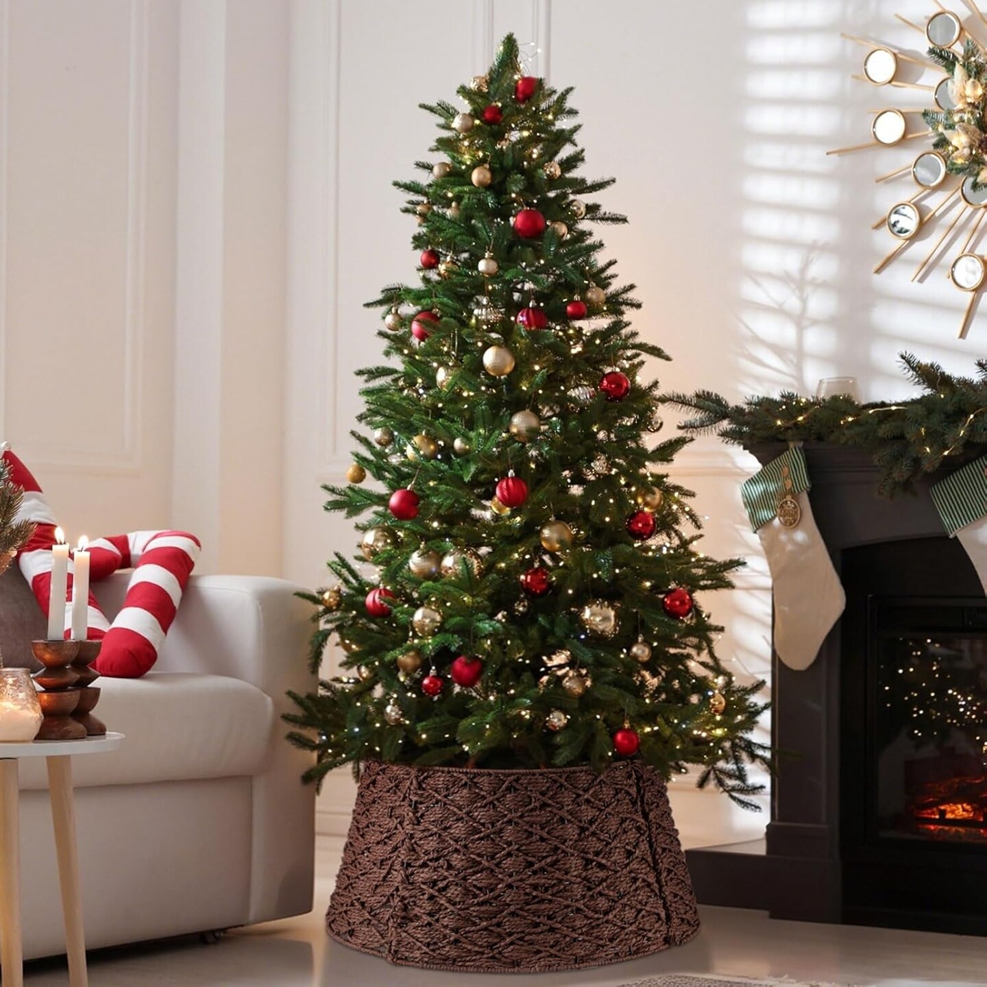 24 Inch Wicker Christmas Tree Collar Skirt (Dark Brown) 	24 Inches