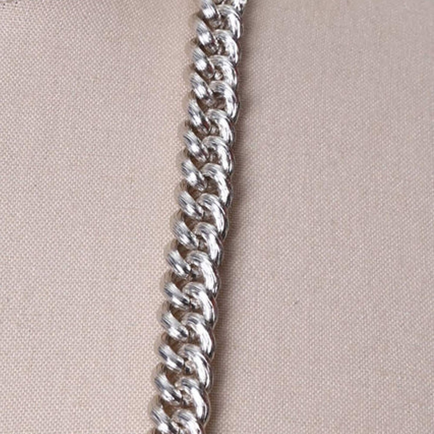 1 Yard 11mm Silver Textured Aluminium Metal Chain Trim for Jewelry and Costumes
