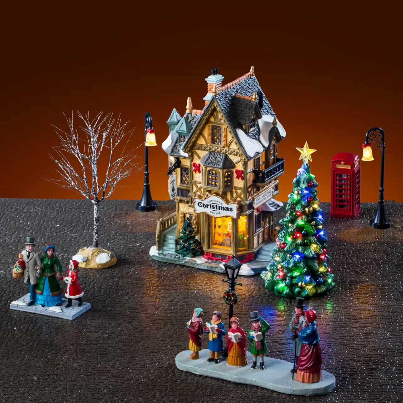Lemax Caddington Village: Tannenbaum Christmas Shoppe Set