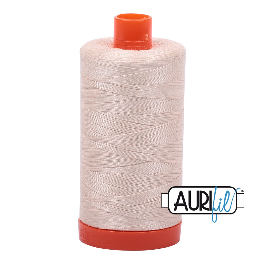 Light Sand (2000) | 50wt Large Spool (1300M / 1422Y) | Aurifil Thread