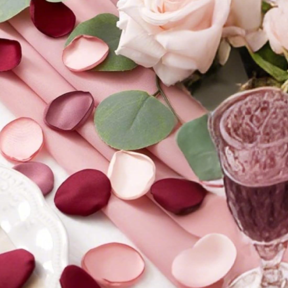 200Pcs Silk Rose Petals Artificial Scatter Flower Large Petals with Gift Box for Bridal Shower Romantic Night Wedding Aisle Reception Table