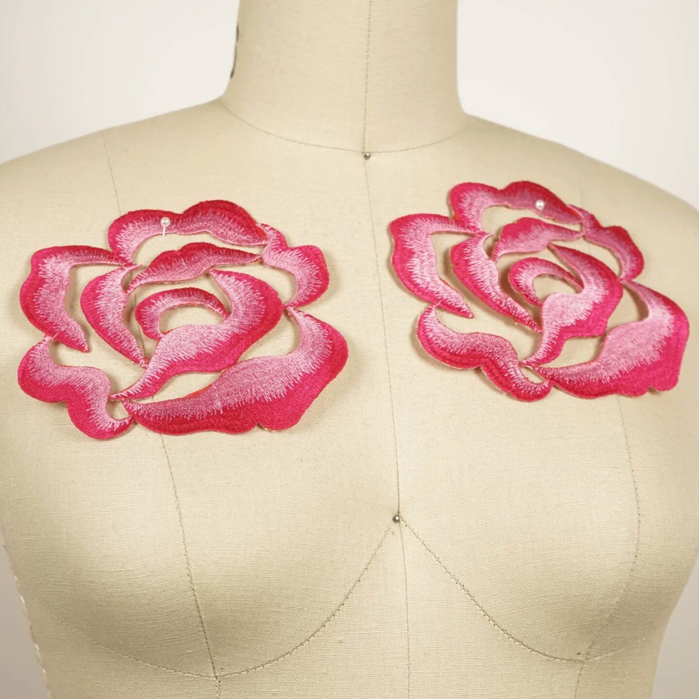 2 Pieces Red and Pink Embroidered Rose Flower Patches 3D Iron On Applique for Jackets and DIY Crafts
