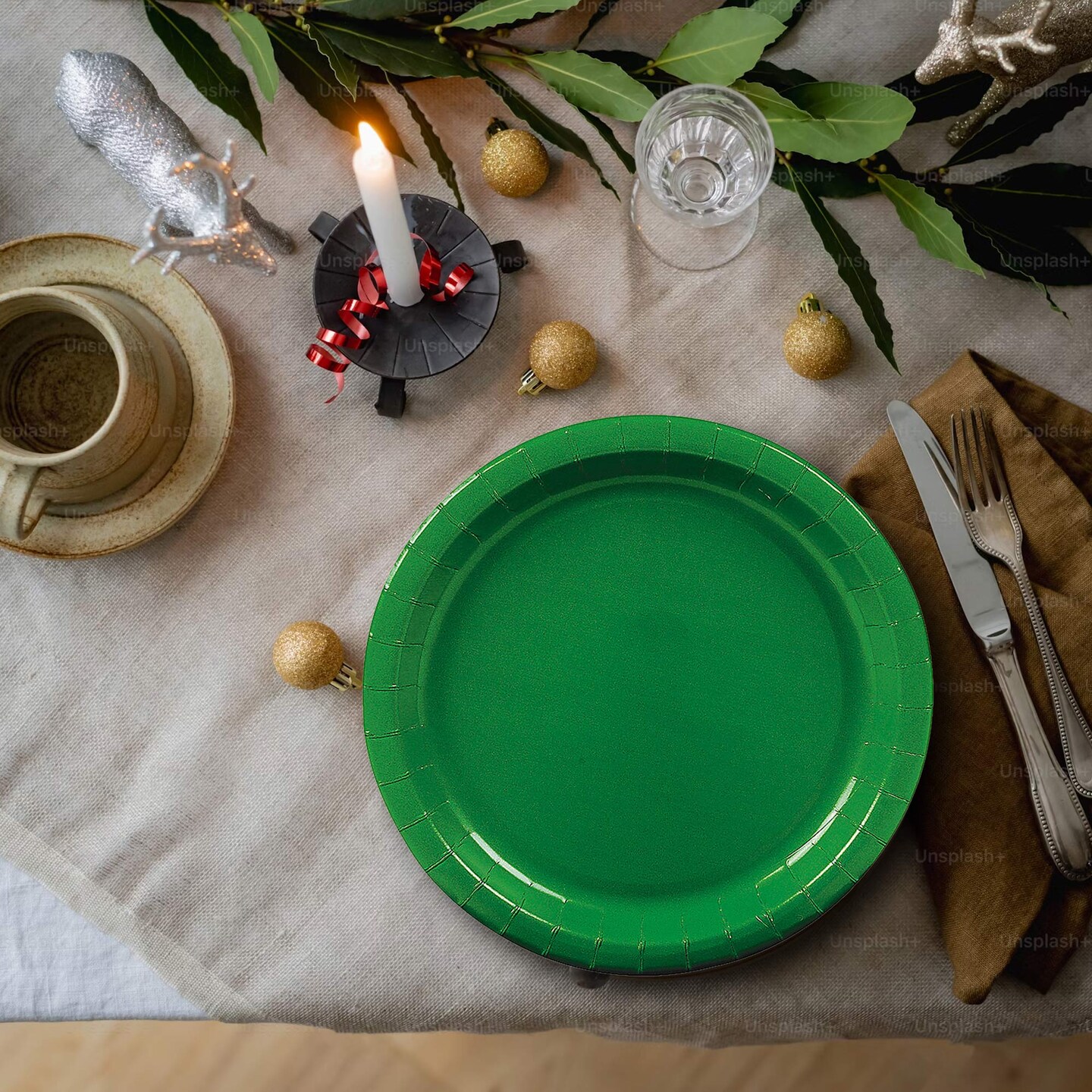 24 Count Green Color Round Paper Plates for Desserts and Events 7"