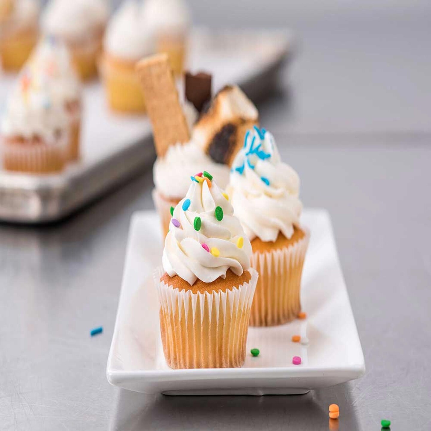 Rich's Jwa Country White Buttercream Icing Pre Whipped 28 Pound