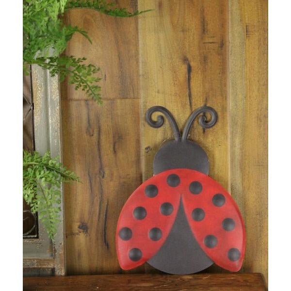 12&#x22; Metal Embossed Ladybug Hanger: Solid
