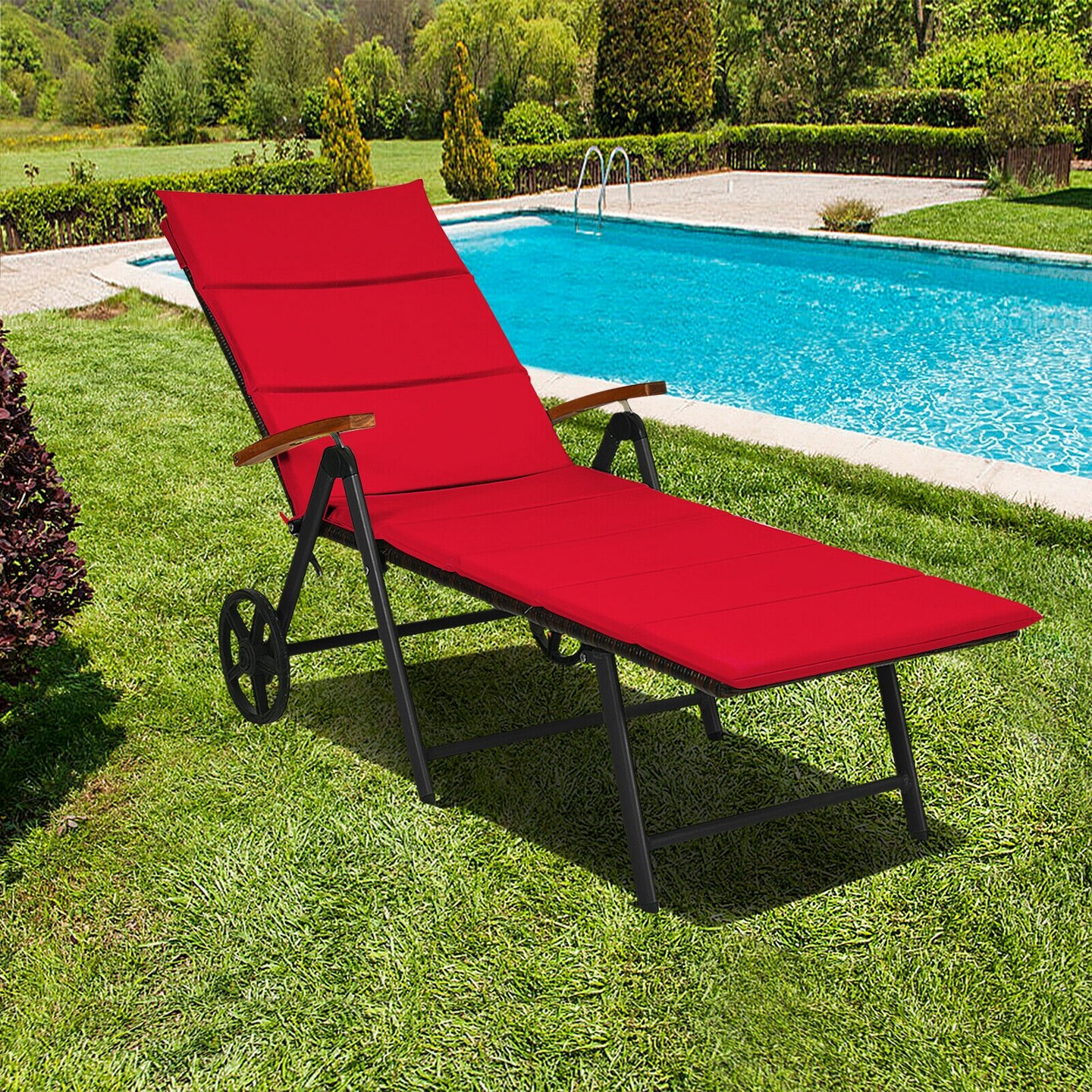 Adjustable Chaise Lounge Outdoor PE Rattan Recliner With Wheels 385lbs