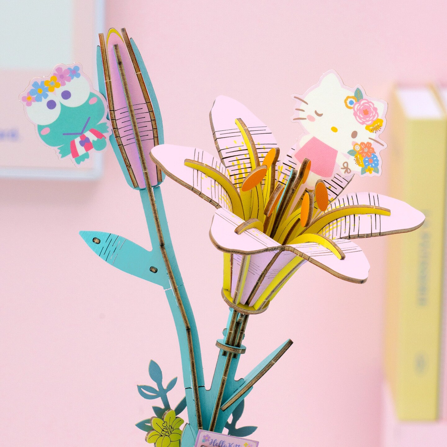 Hello Kitty® and Friends Keroppi and Hello Kitty Lily - 3D Wooden Flower Puzzle