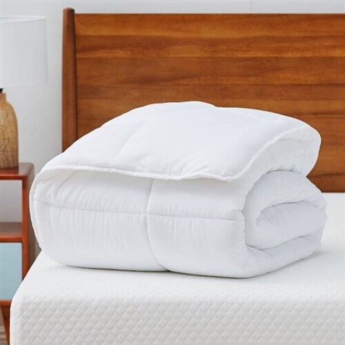 White Polyester King Size Comforter All Seasons Plush Machine Washable