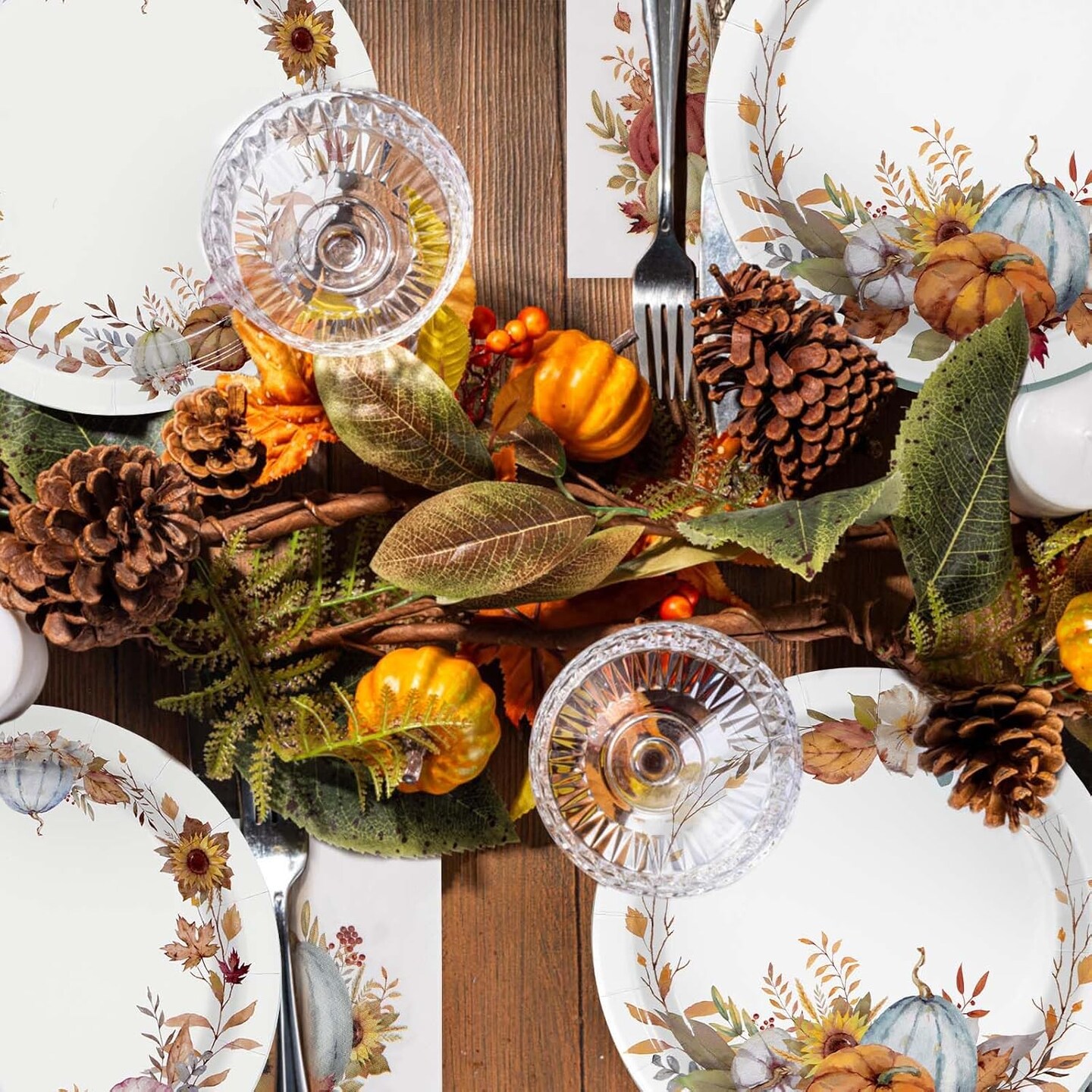 200pcs Thanksgiving Paper Plates(MIXED_COLORS)9 x 9 x 1 inches
