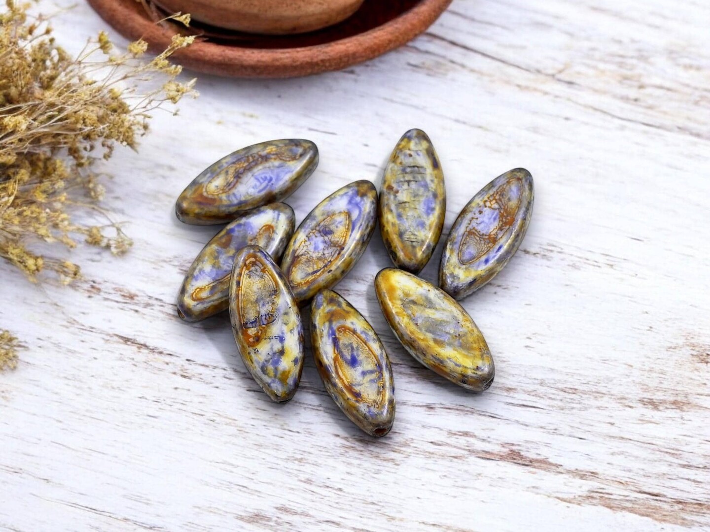 25 Czech Round Glass Beads in Capri Blue 8 Mm