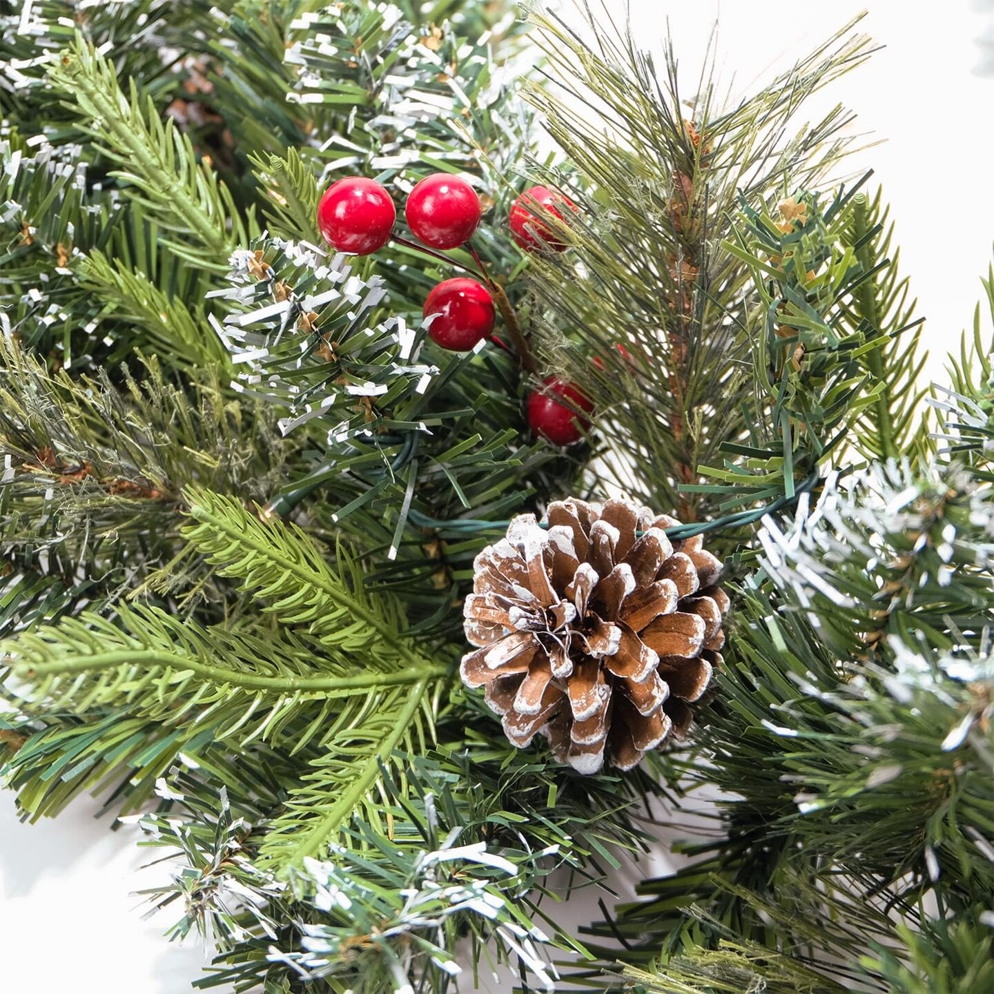 Christmas Snowy Garland - 9FT with 50 Lights