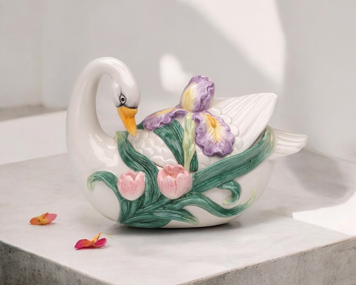 Ceramic Swan Bird with Flowers Accessory Box, Vintage Decor, Vanity Decor, Gift for Her, Gift for Mom