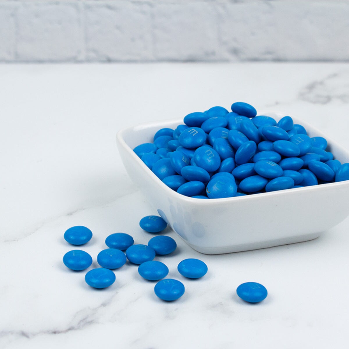 750 Pcs Blue M&M's Candy Milk Chocolate (1.5lb, Approx. 750 Pcs)