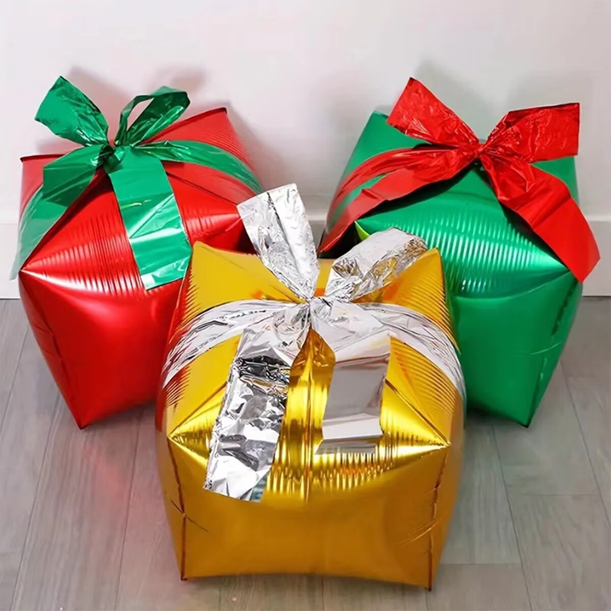 Red Christmas Present Standing Foil Balloon Decoration F07M1-71 Red
