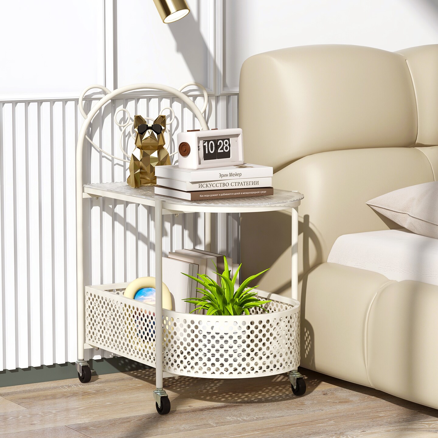 2-Tier Glass Coffee Table with Distinctive Bear Pattern - Mobile Design Ideal for Living Room and Home Office Use