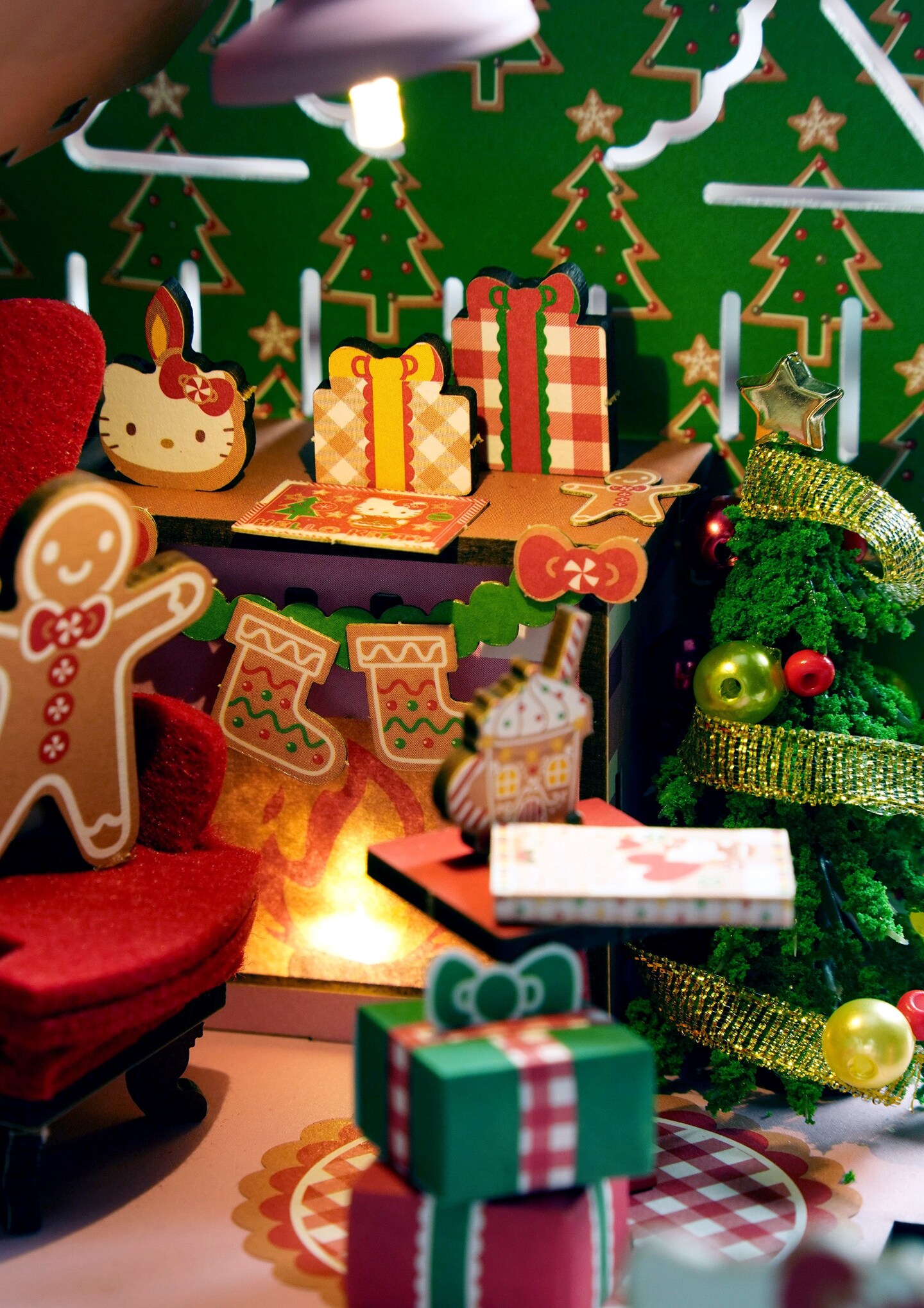 3D Wooden Puzzle | Hello Kitty&#xAE; Gingerbread House