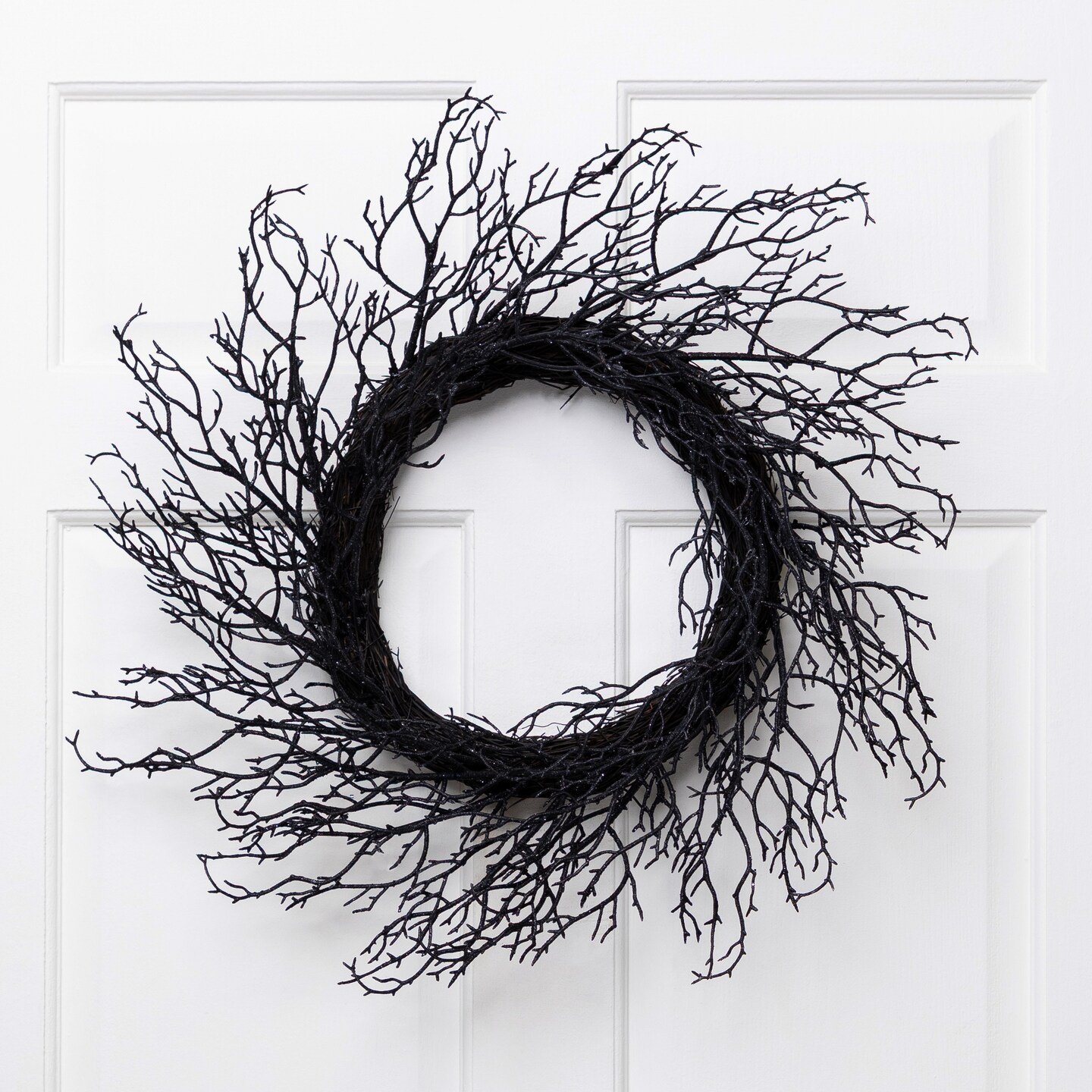 Northlight Glittered Twig Artificial Halloween Wreath - 24" - Black - Unlit